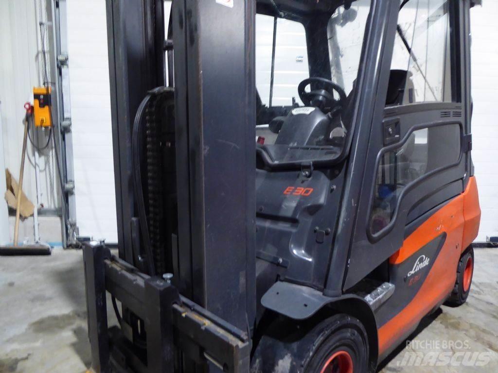 Linde E30-01 Wózki elektryczne