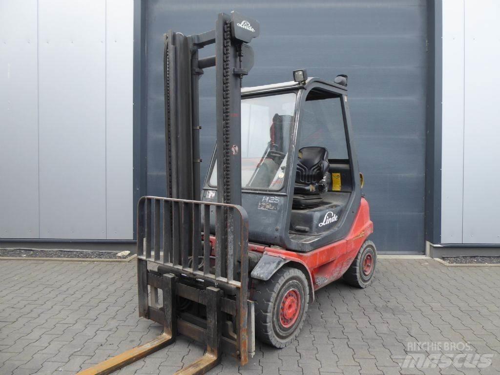 Linde H25T-03 Wózki LPG