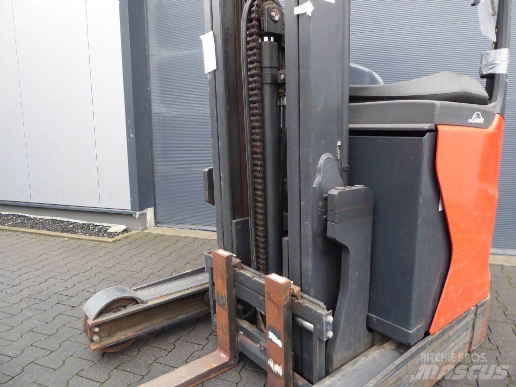 Linde R14B-01 Wózki widłowe wysokiego składowania