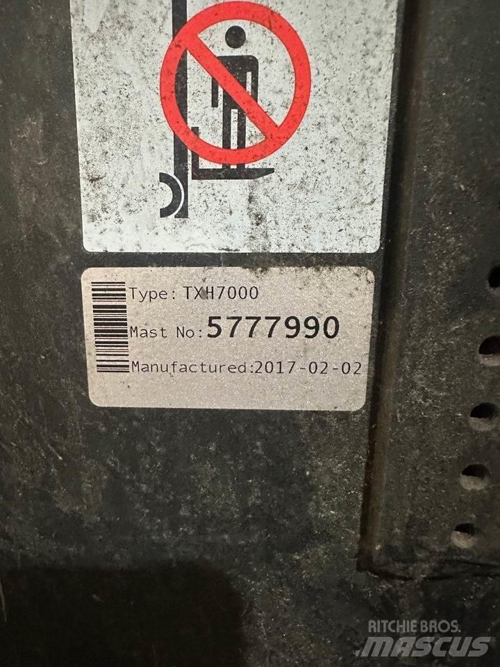 BT RRE 140 Wózki widłowe wysokiego składowania