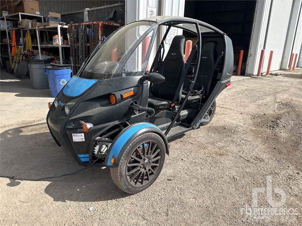  ARCIMOTO EV3 Samochody osobowe