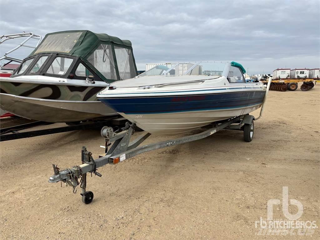  BAYLINER CAPRI Łodzie, pontony i barki budowlane