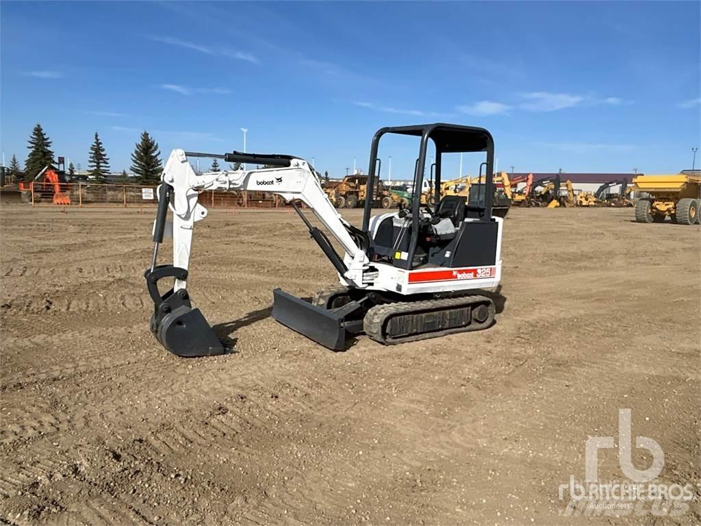 Bobcat 325 Minikoparki