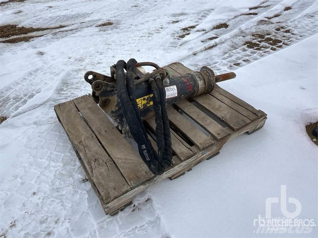 Bobcat HB680 Młoty hydrauliczne