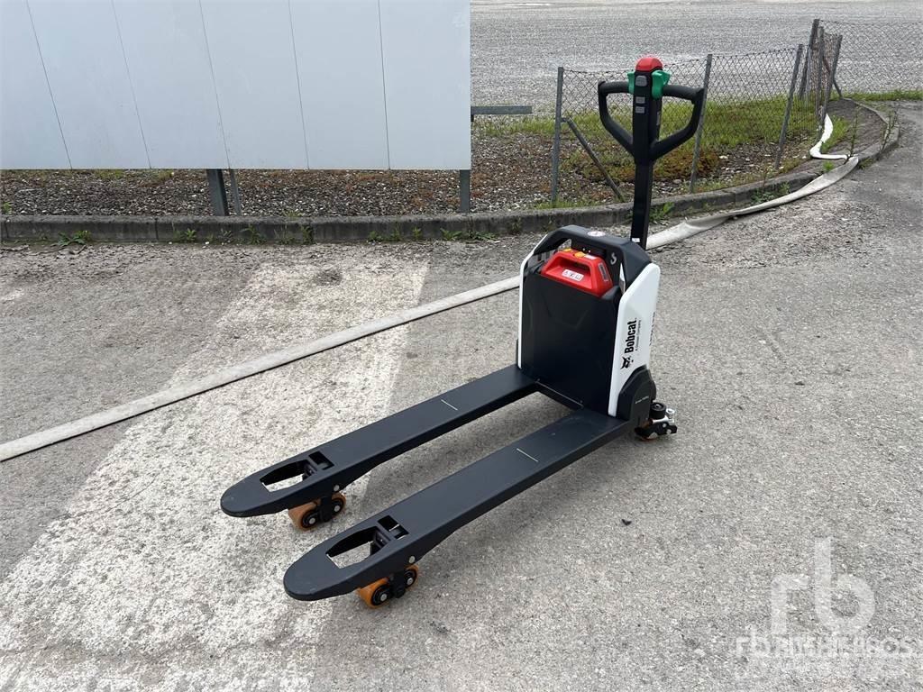 Bobcat LPM15N Regały do palet