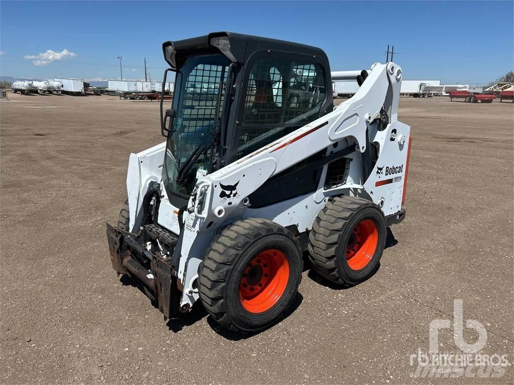 Bobcat S590 Ładowarki burtowe