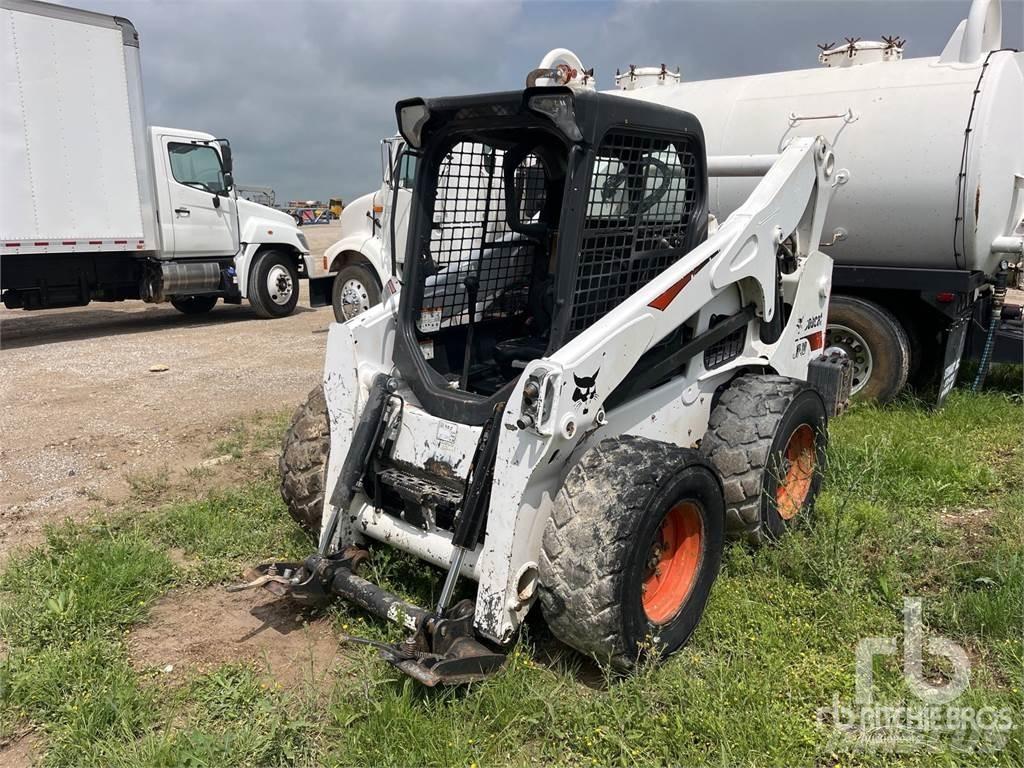 Bobcat S740 Ładowarki burtowe