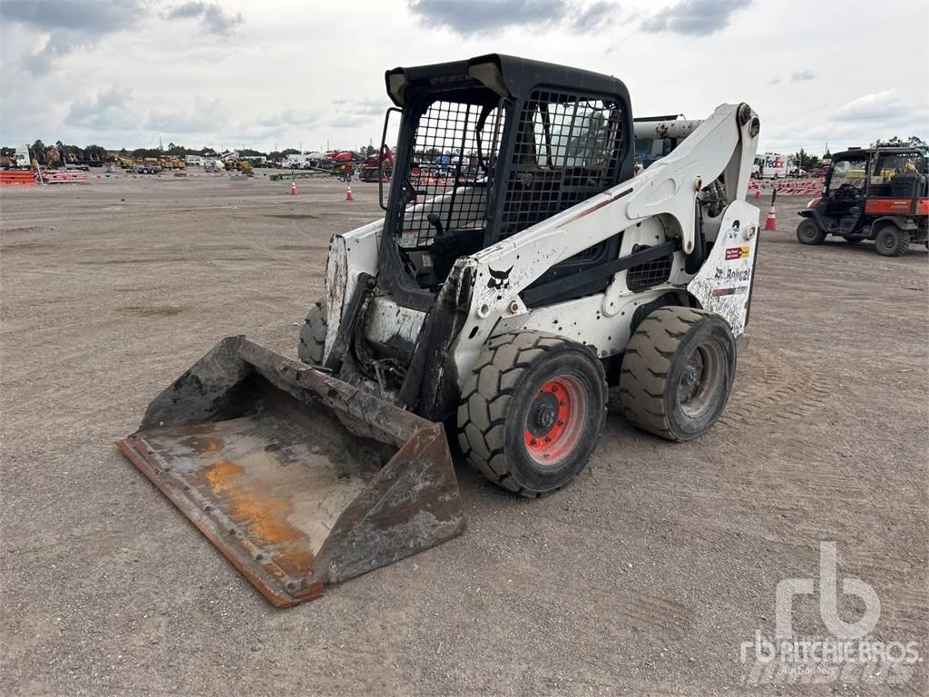 Bobcat S750 Ładowarki burtowe