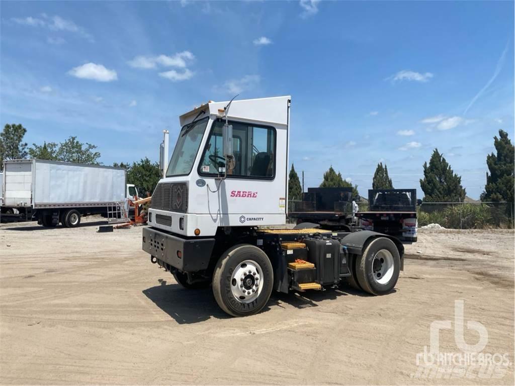 Capacity TJ6500 Ciągniki siodłowe