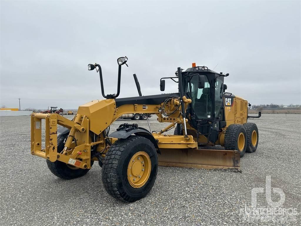 CAT 12M3AWD Równiarki