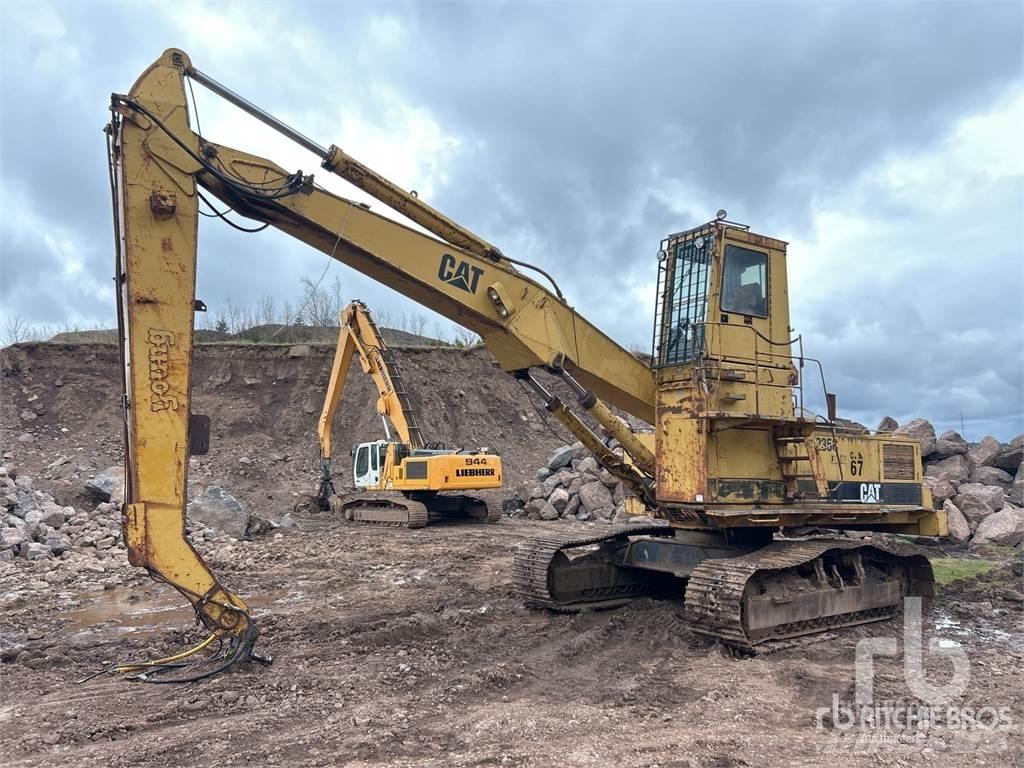 CAT 235C Koparki przeładunkowe