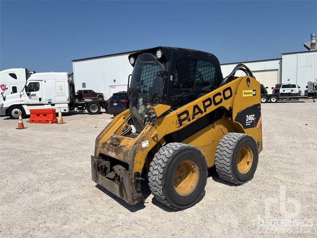 CAT 246C Ładowarki burtowe
