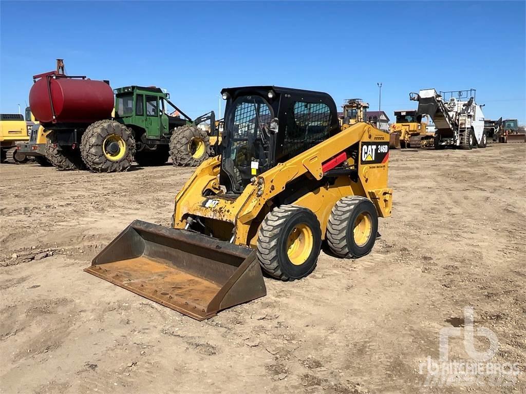 CAT 246D Ładowarki burtowe