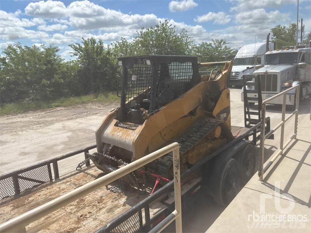 CAT 259B3 Ładowarki burtowe