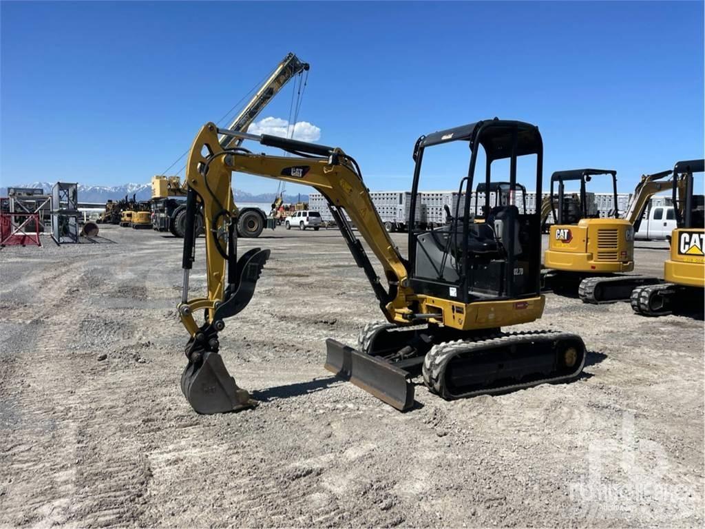CAT 302.7DC1TH Minikoparki