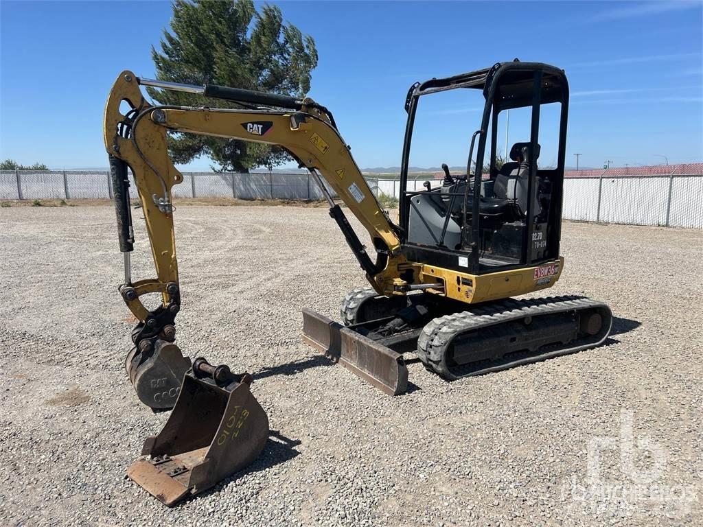 CAT 302.7DCR Minikoparki