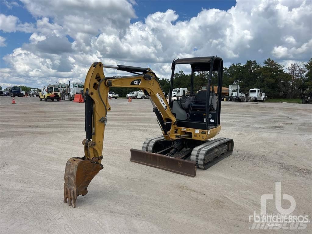 CAT 302.7DCR Minikoparki