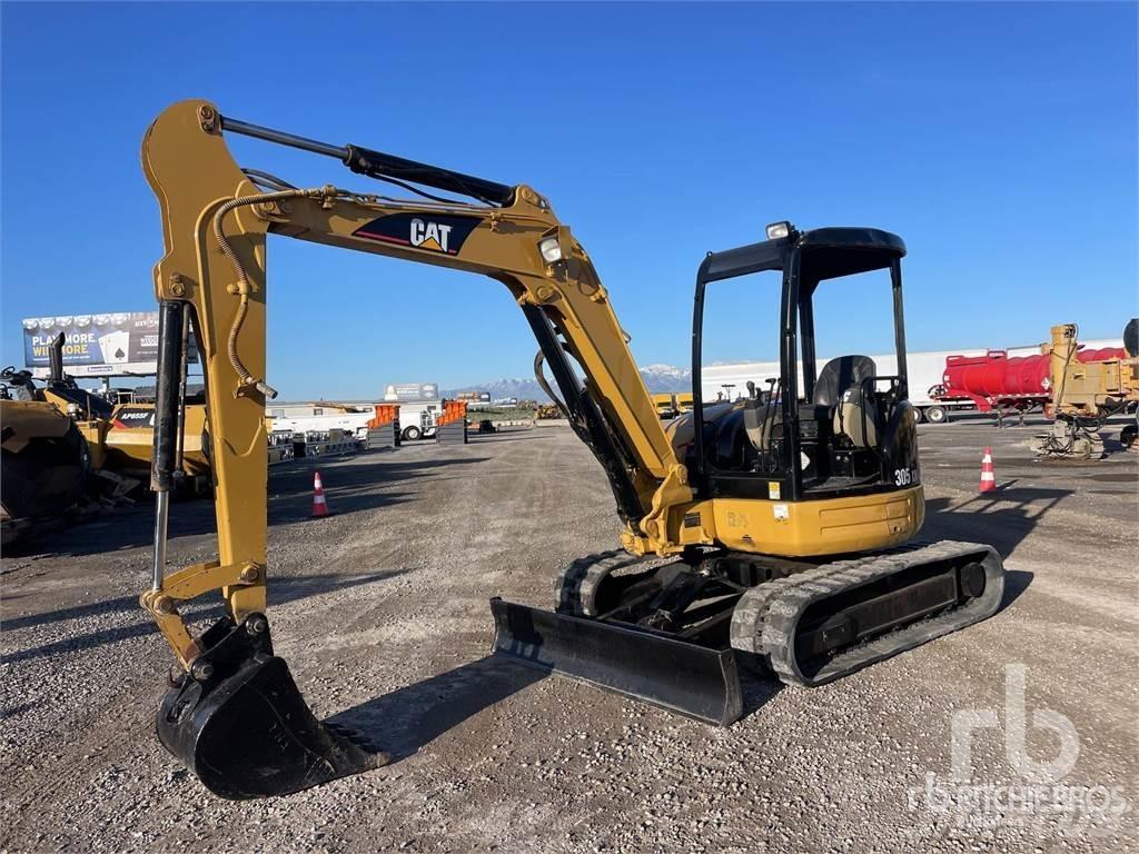 CAT 305 Minikoparki