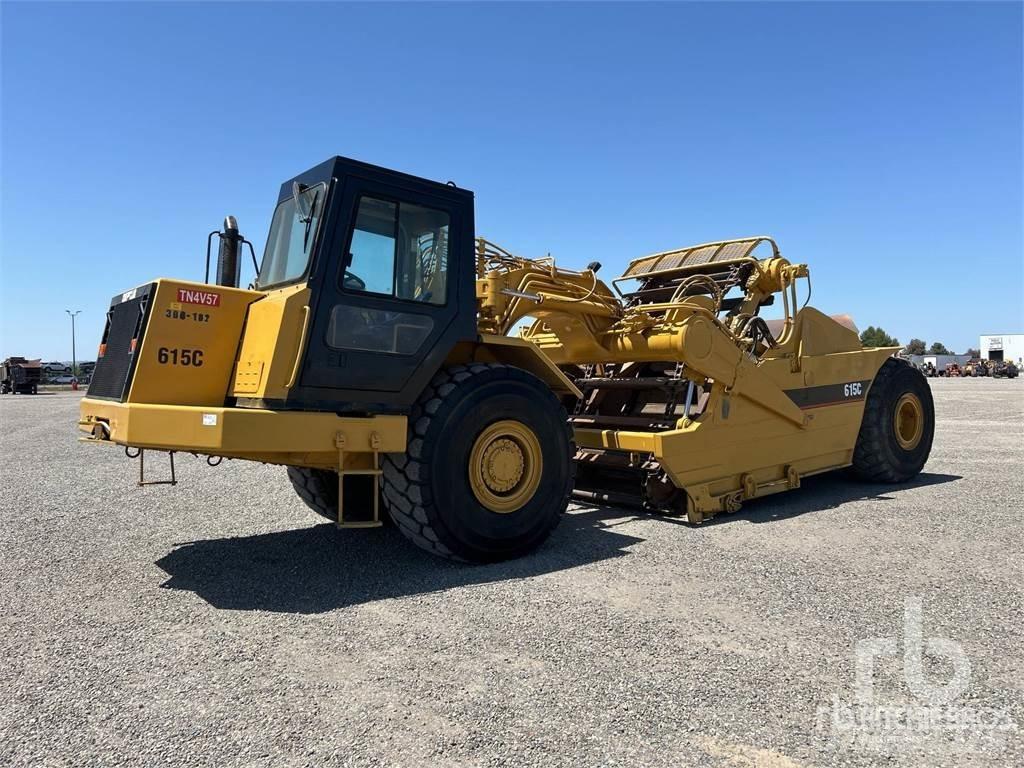 CAT 615C Skrobaki