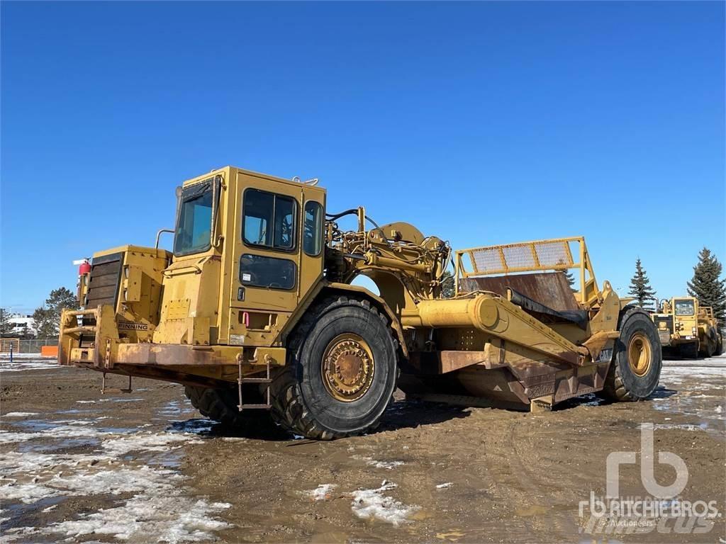 CAT 621F Skrobaki