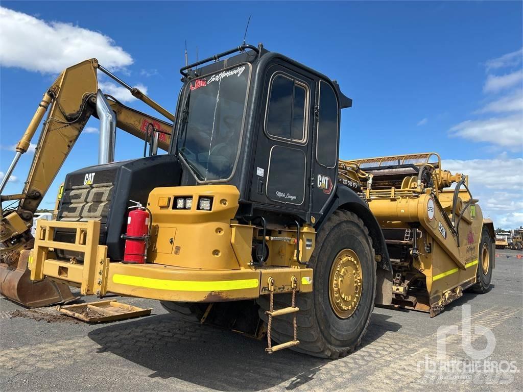 CAT 623K Skrobaki