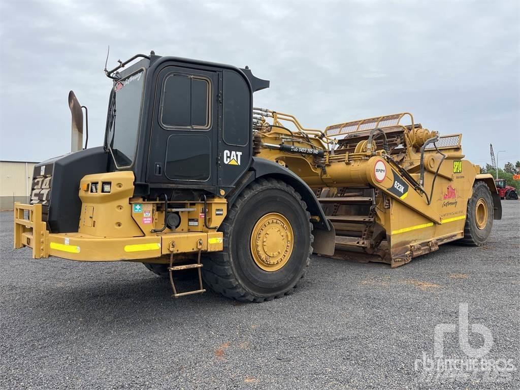 CAT 623K Skrobaki