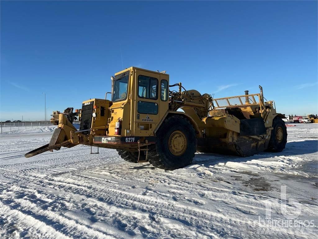 CAT 627F Skrobaki