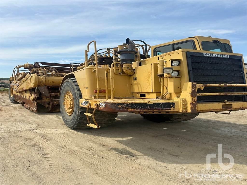 CAT 633E Skrobaki