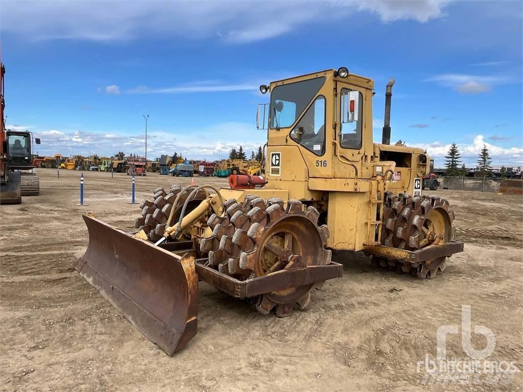 CAT 815 Kompaktory