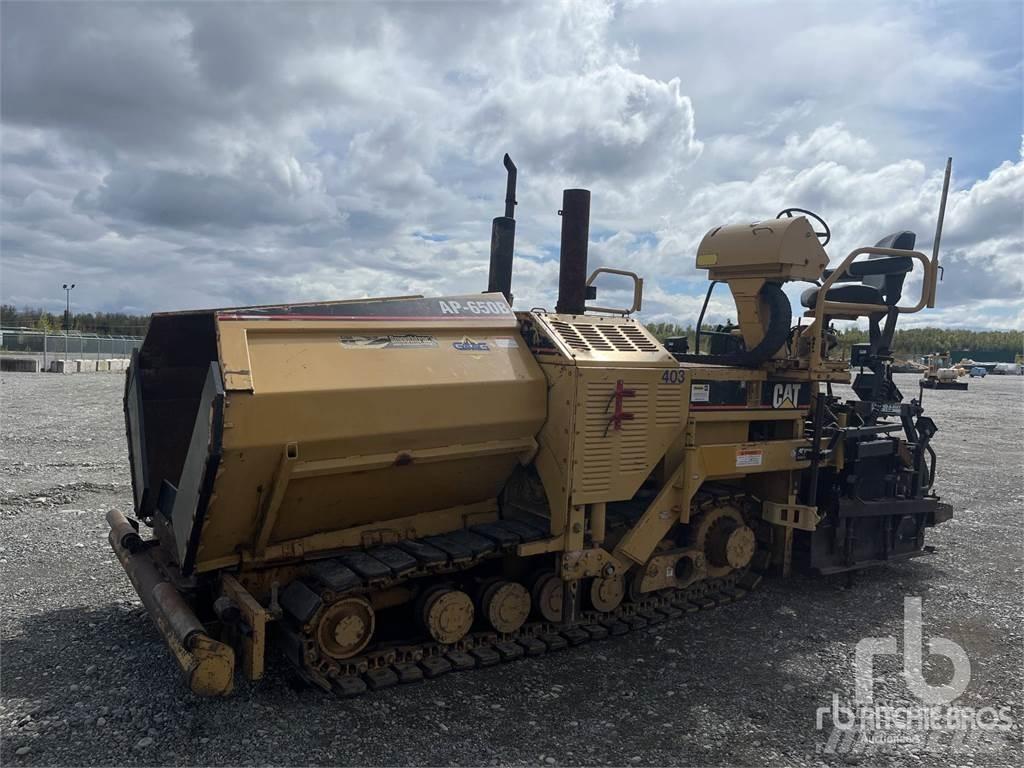 CAT AP-650B Rozściełacze do asfaltu