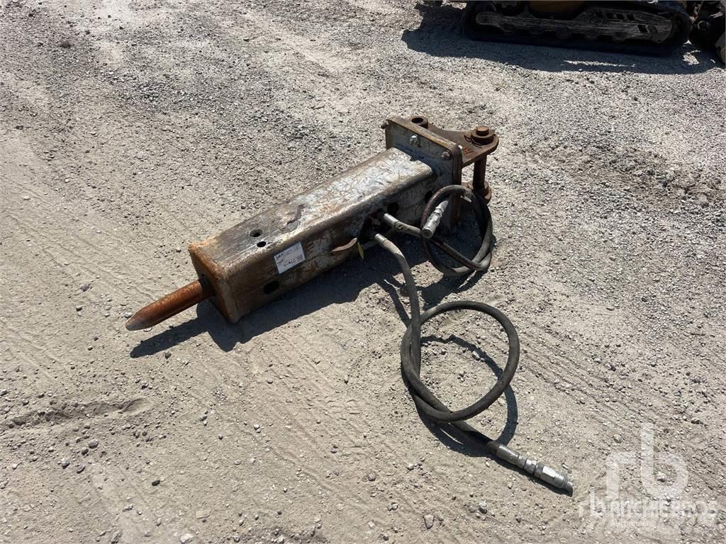 CAT B4 Młoty hydrauliczne