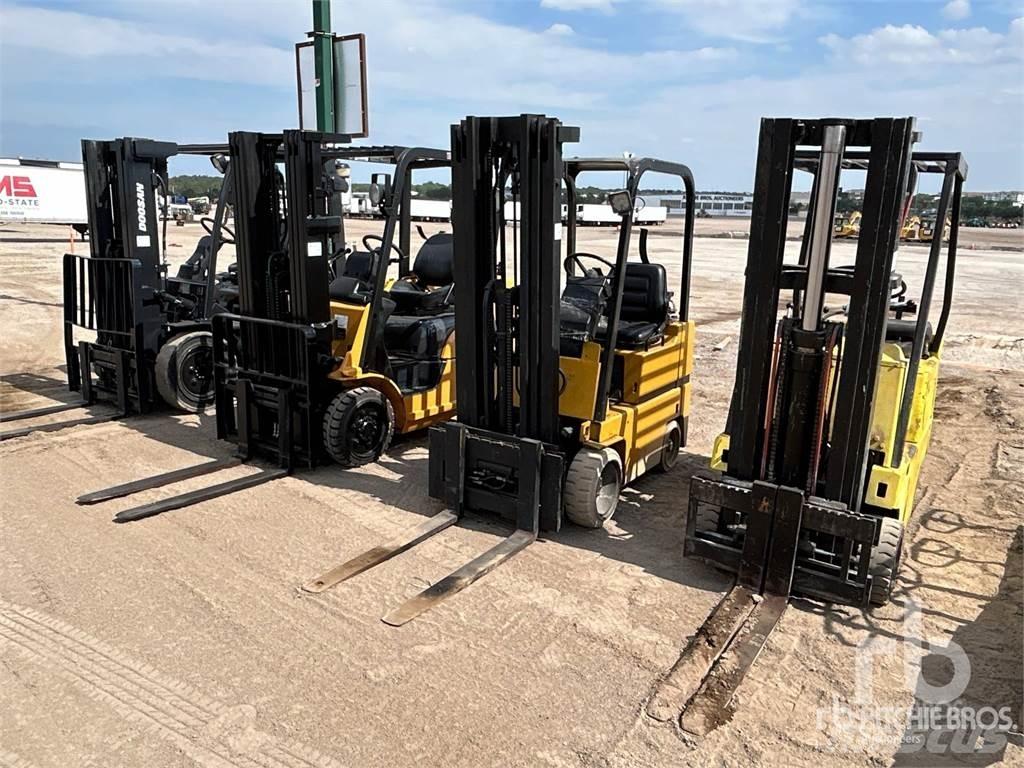 CAT T30D Wózki Diesla