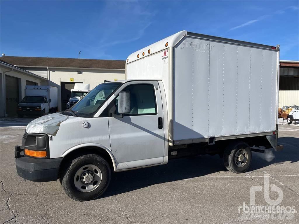 Chevrolet 3500 Busy / Vany