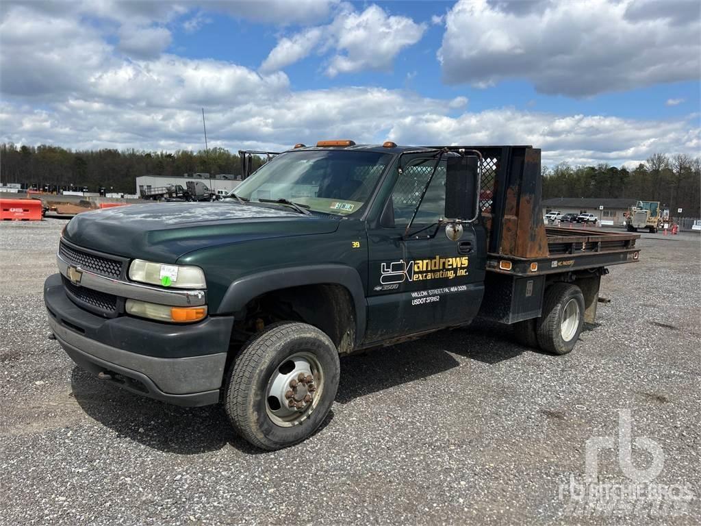 Chevrolet 3500 Ciężarówki typu Platforma / Skrzynia