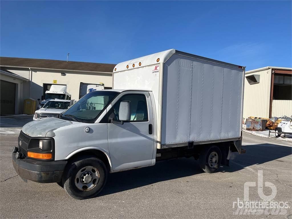 Chevrolet 3500 Busy / Vany