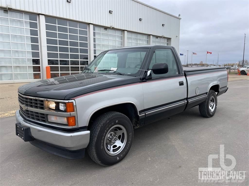 Chevrolet C1500 Pick-upy / Pojazdy z otwieranymi burtami