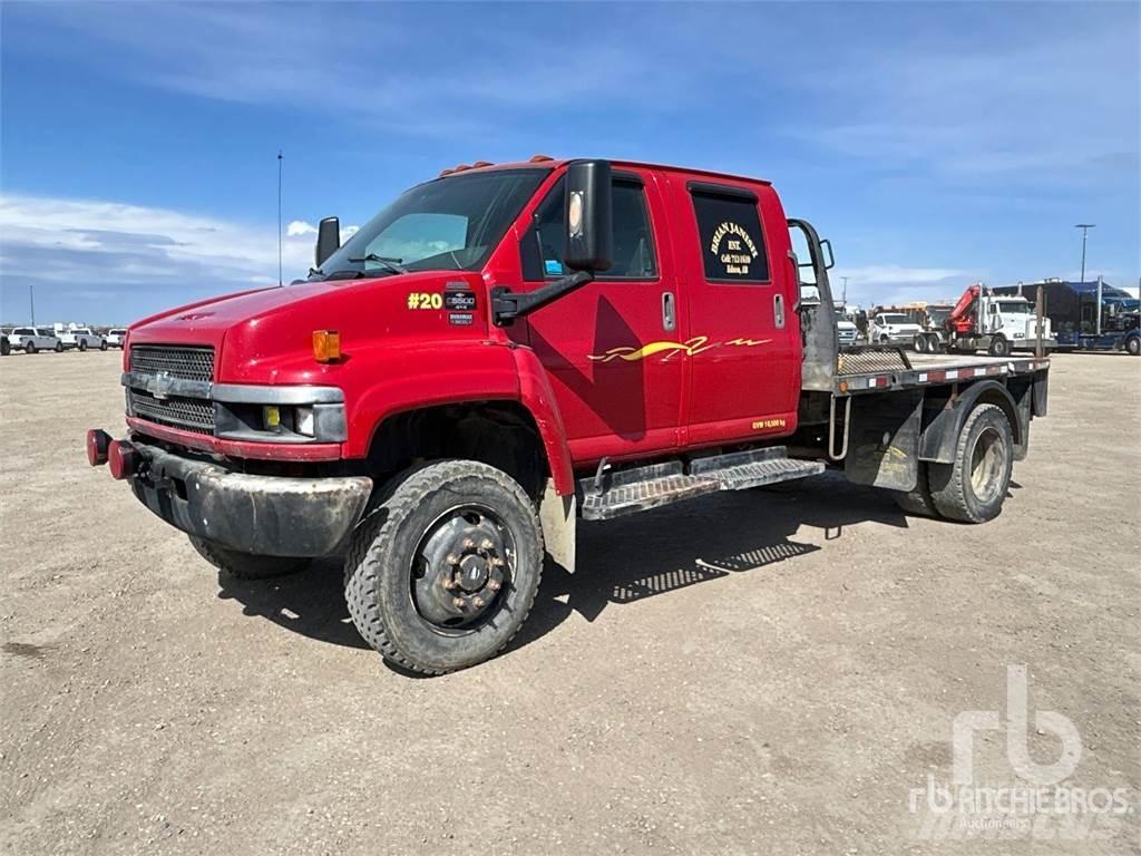 Chevrolet C5500 Ciężarówki typu Platforma / Skrzynia