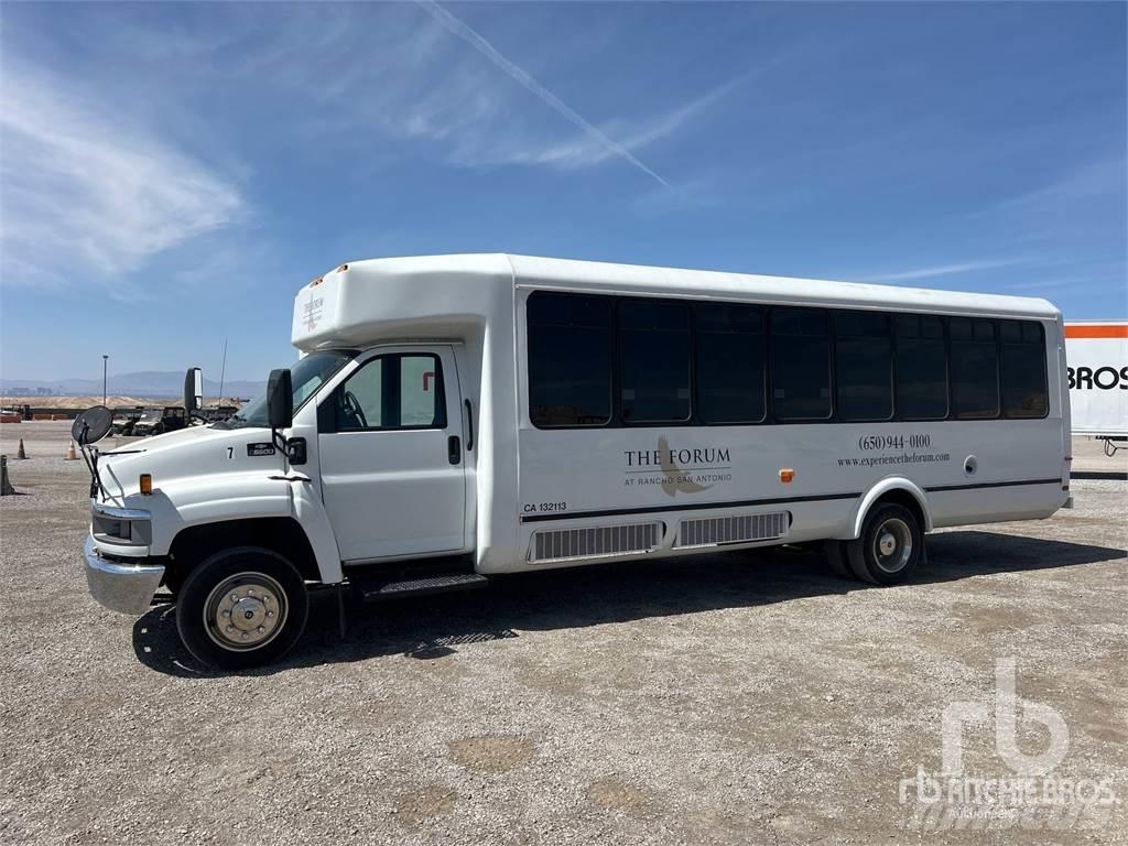 Chevrolet C5500 Autobusy międzymiastowe
