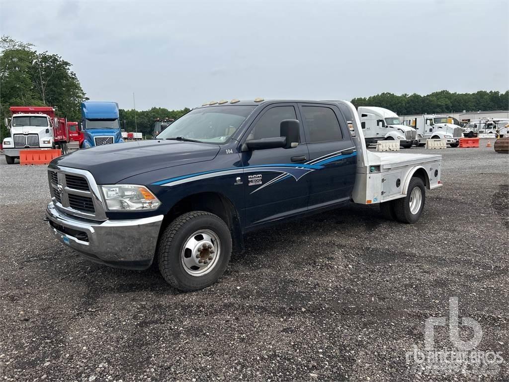 Dodge 3500 Ciężarówki typu Platforma / Skrzynia
