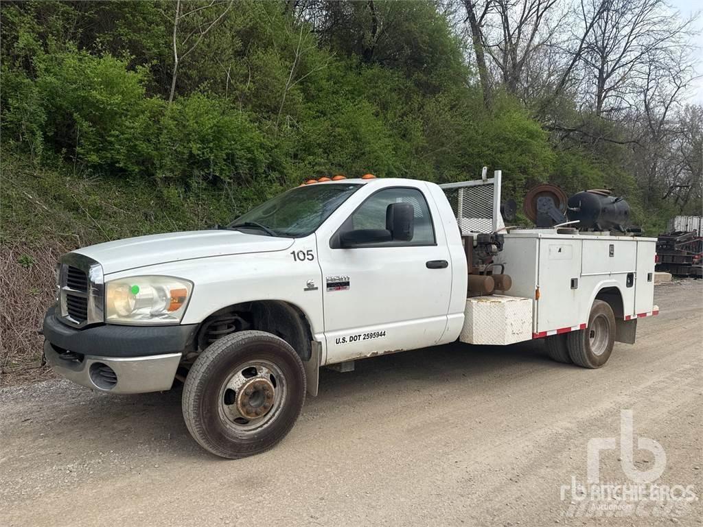 Dodge 3500 Pojazdy komunalne