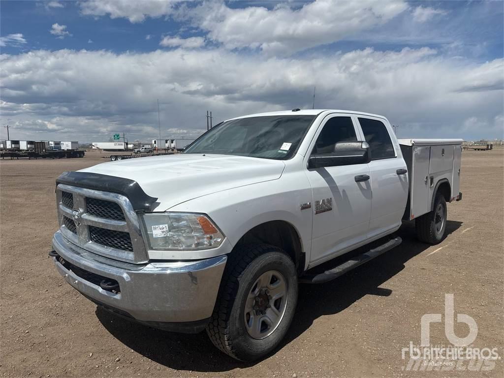 Dodge 3500 Pick-upy / Pojazdy z otwieranymi burtami