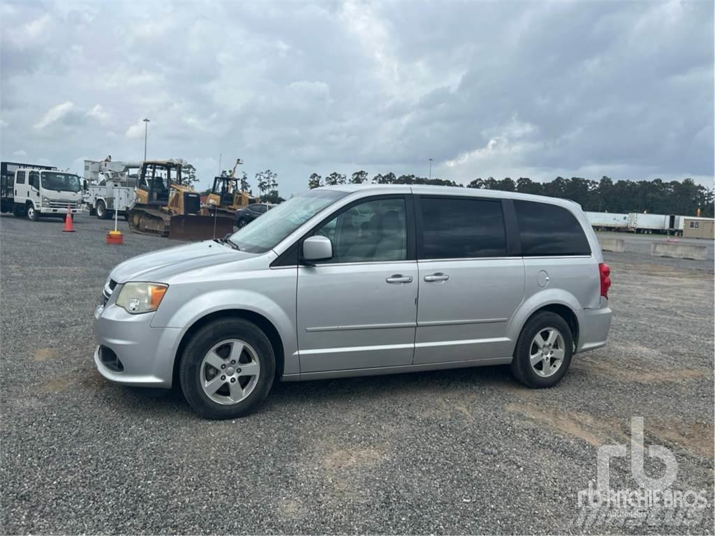 Dodge CARAVAN Busy / Vany