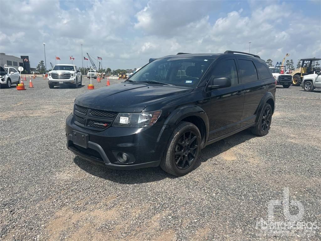 Dodge JOURNEY Pick-upy / Pojazdy z otwieranymi burtami