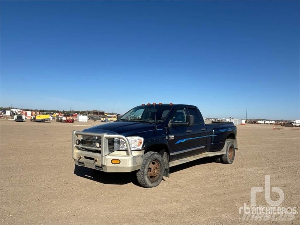 Dodge RAM 3500 Pick-upy / Pojazdy z otwieranymi burtami