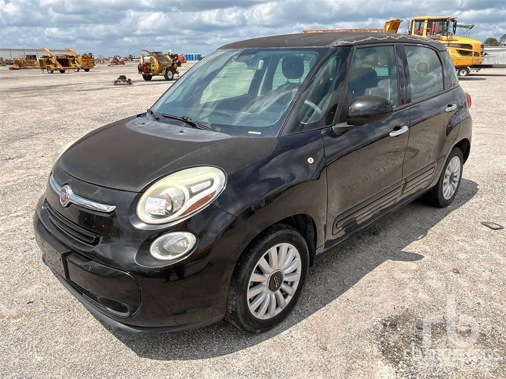 Fiat 500L Samochody osobowe