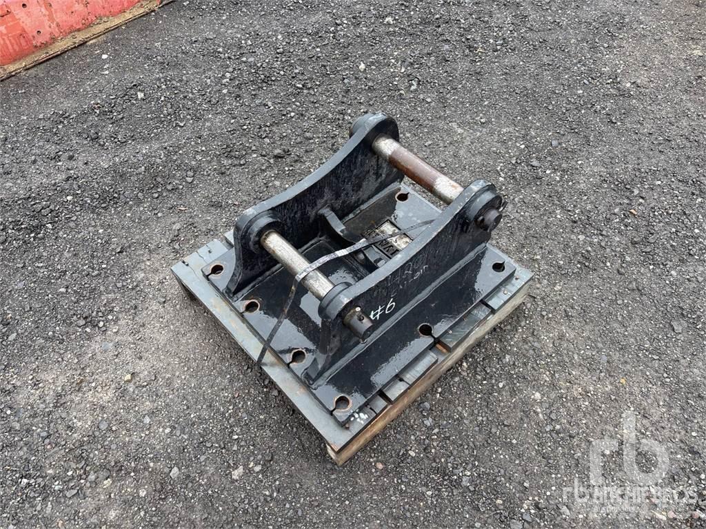  Fits Cat 420D Szybkozłącza