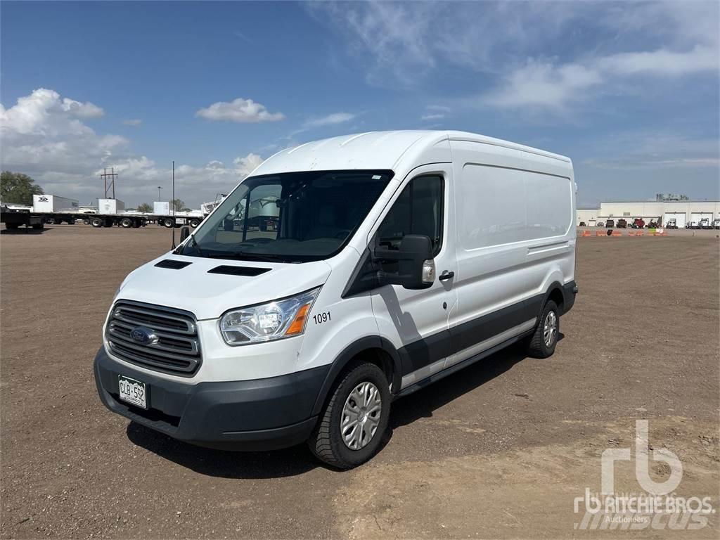 Ford E-350 Chłodnie samochodowe