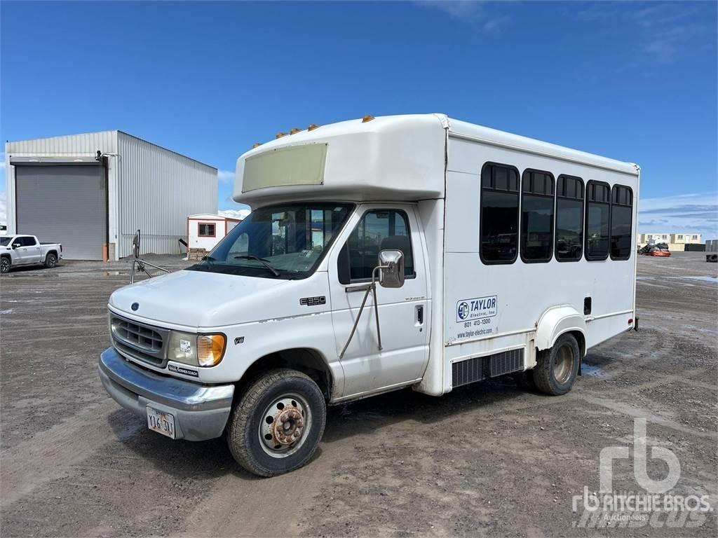 Ford E-350 Busy / Vany