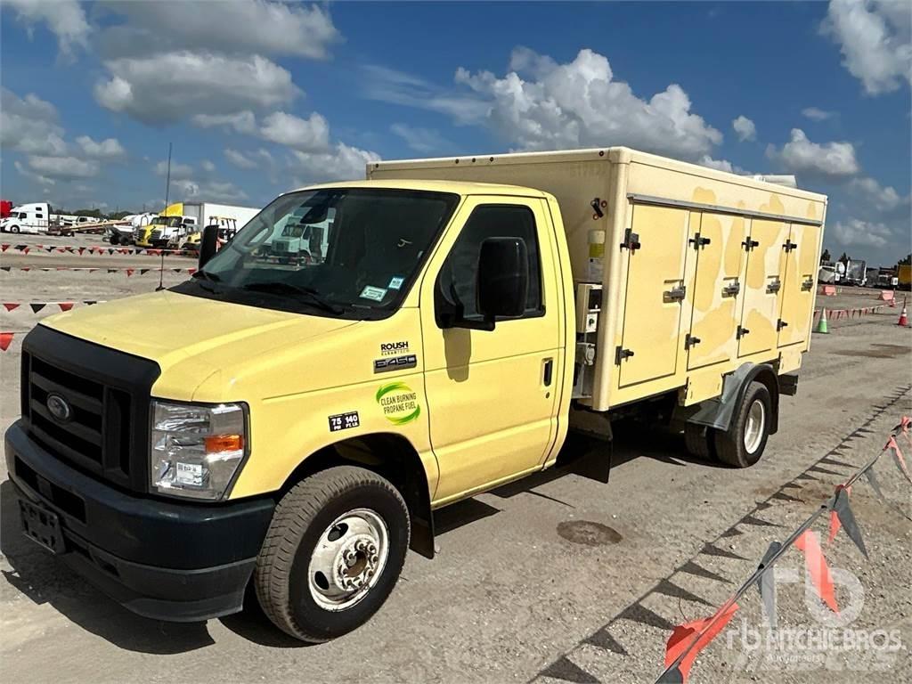 Ford E-450 Samochody chłodnie