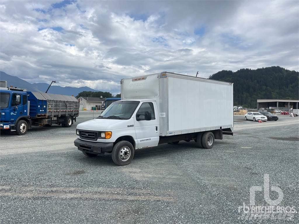 Ford E350 Busy / Vany